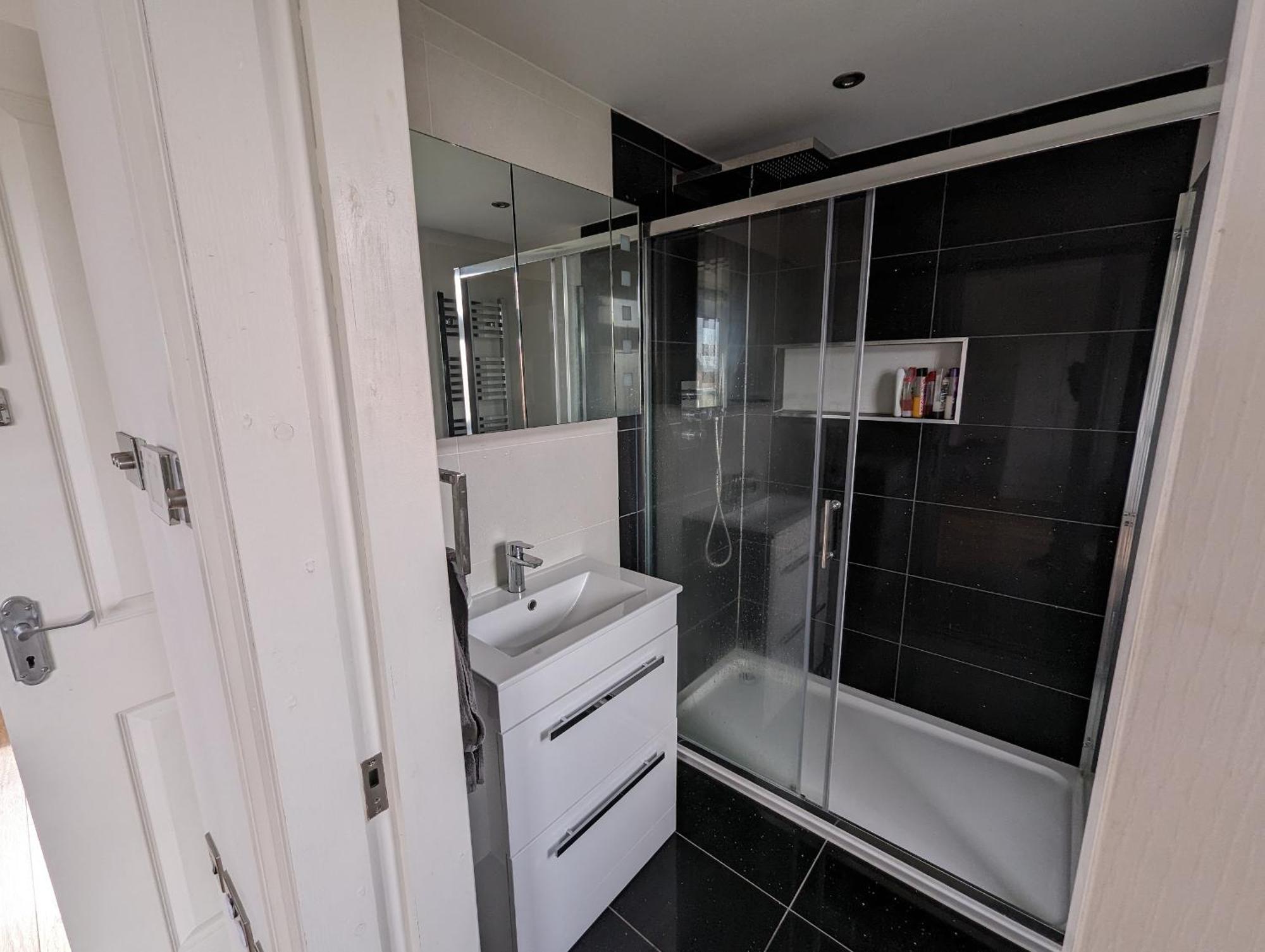 Luxury Hotel Rooms Palmers Green Bagian luar foto
