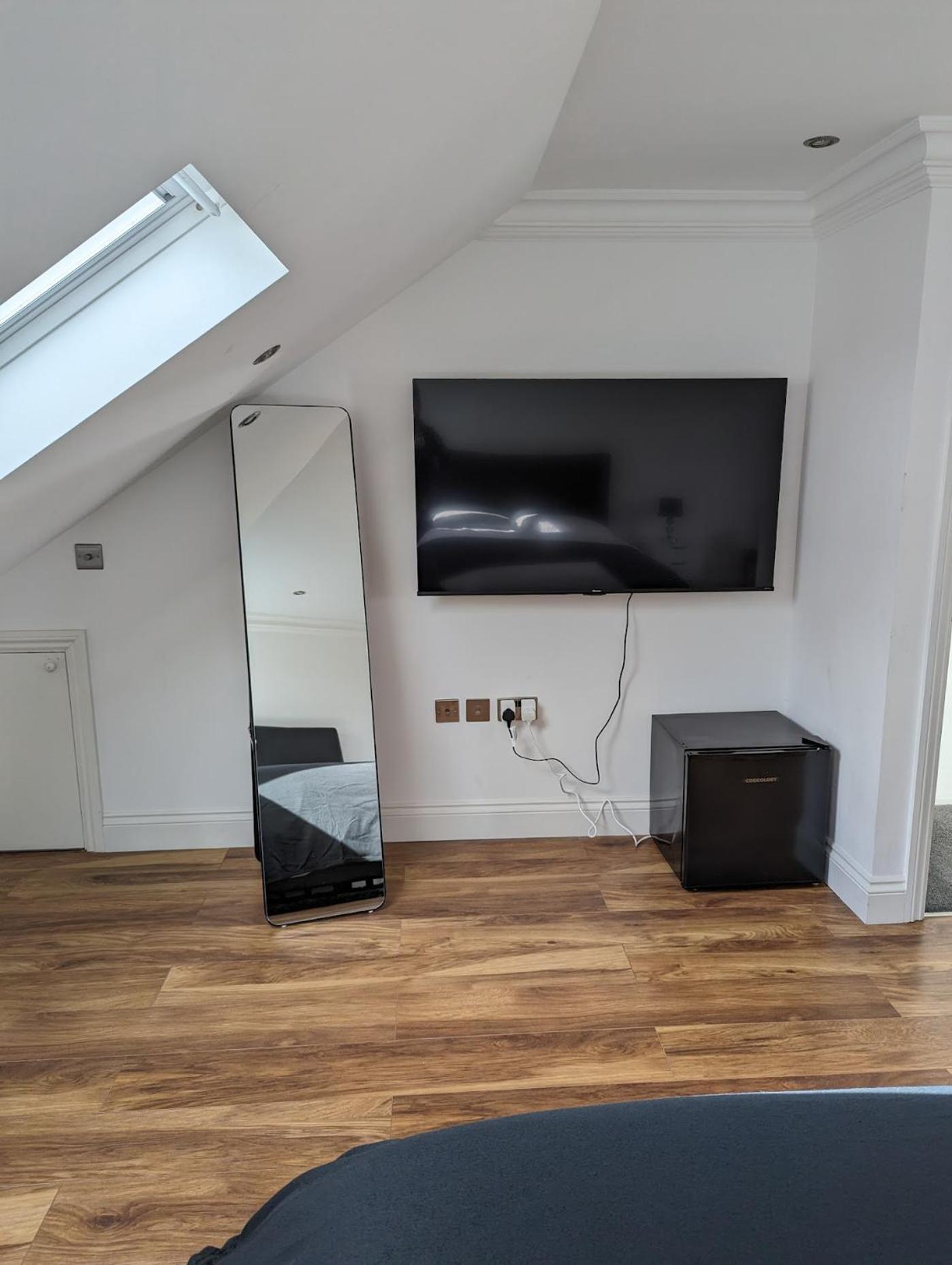 Luxury Hotel Rooms Palmers Green Bagian luar foto