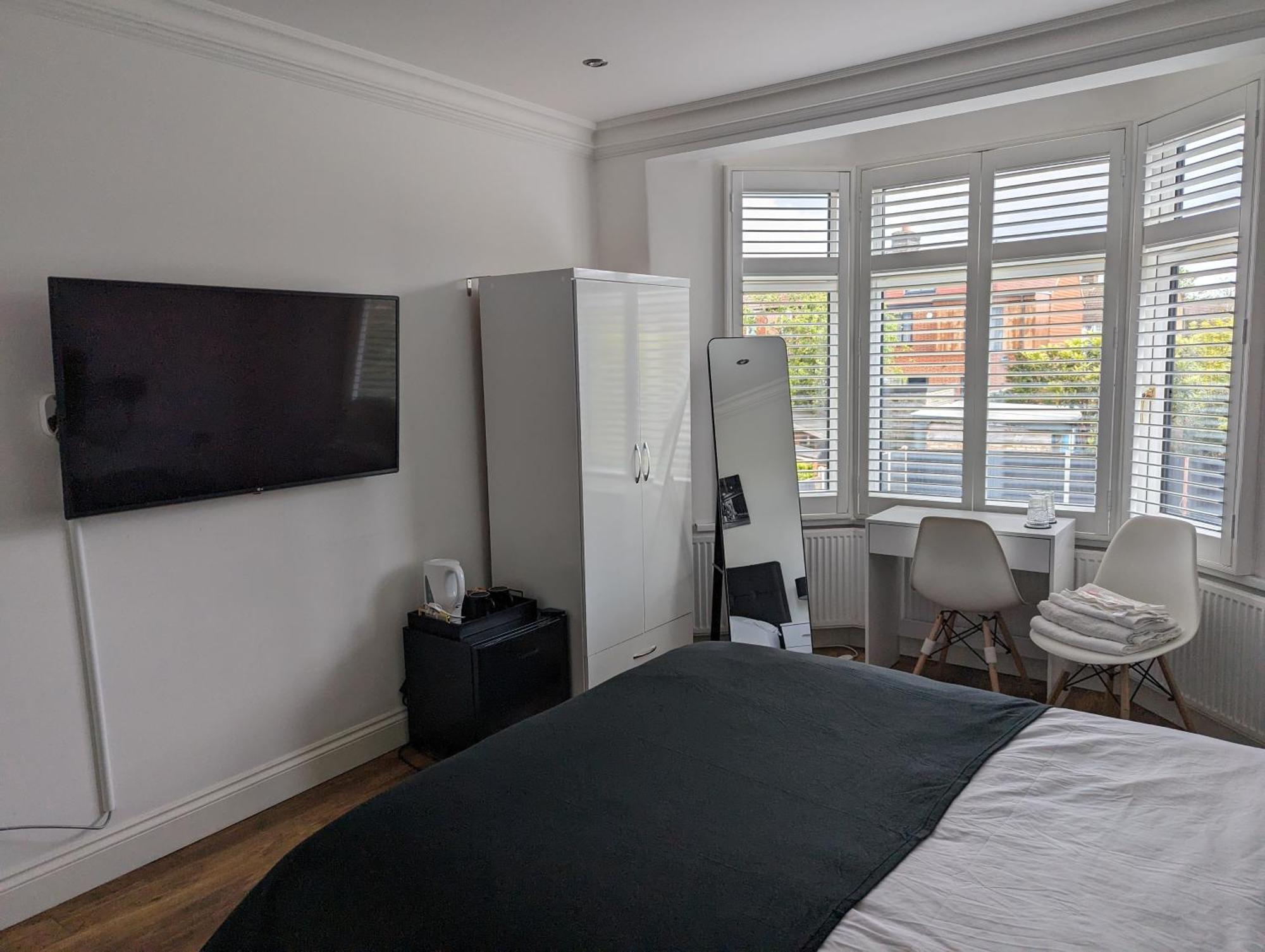 Luxury Hotel Rooms Palmers Green Bagian luar foto